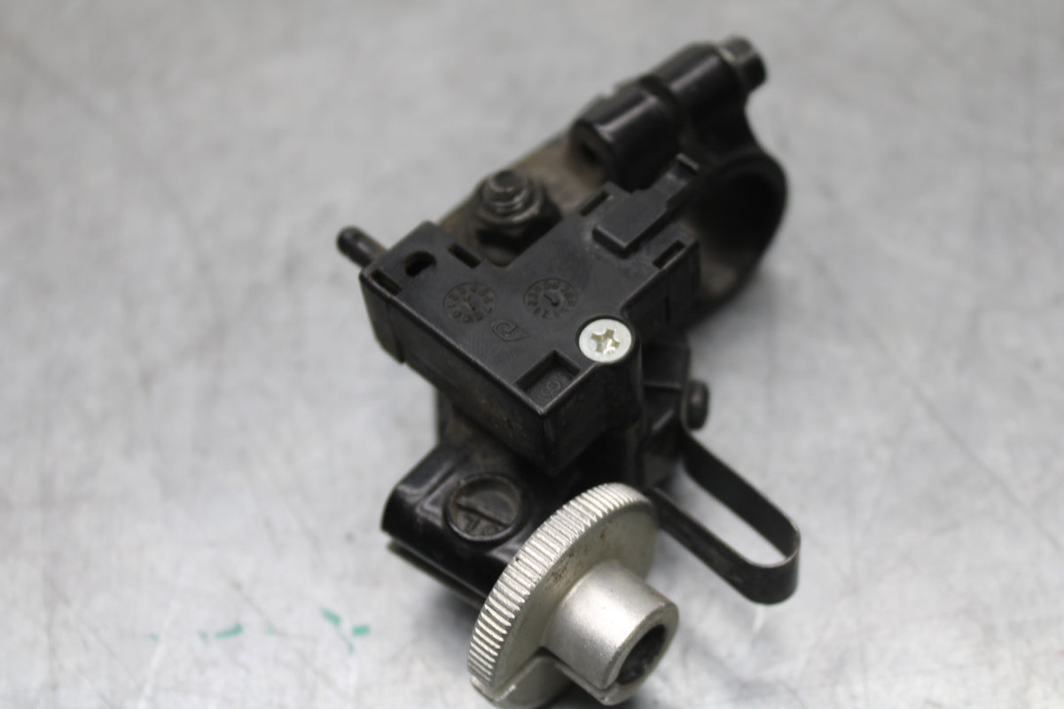09-15 YAMAHA FZ6R CLUTCH LEVER PERCH MOUNT BRACKET BB719