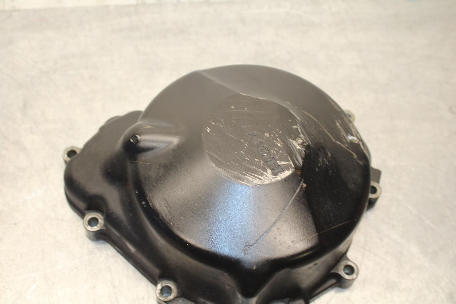 1999 Honda CBR600F4 STATOR MAGNETO ALTERNATOR GENERATOR COVER 11321-MBW-316 BB70