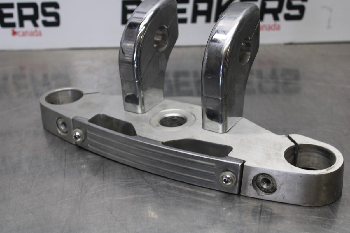 03-08 KAWASAKI VULCAN 1600 FORKS UPPER TRIPLE TREE CLAMP BB196