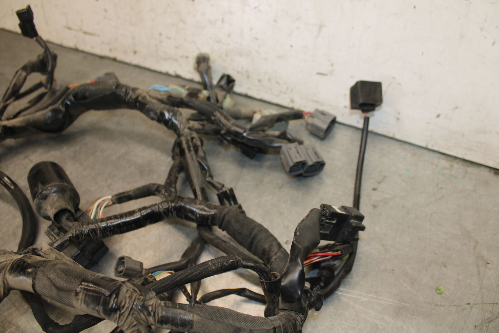 19-23 KAWASAKI NINJA ZX6R MAIN ENGINE WIRING HARNESS MOTOR WIRE LOOM BB701