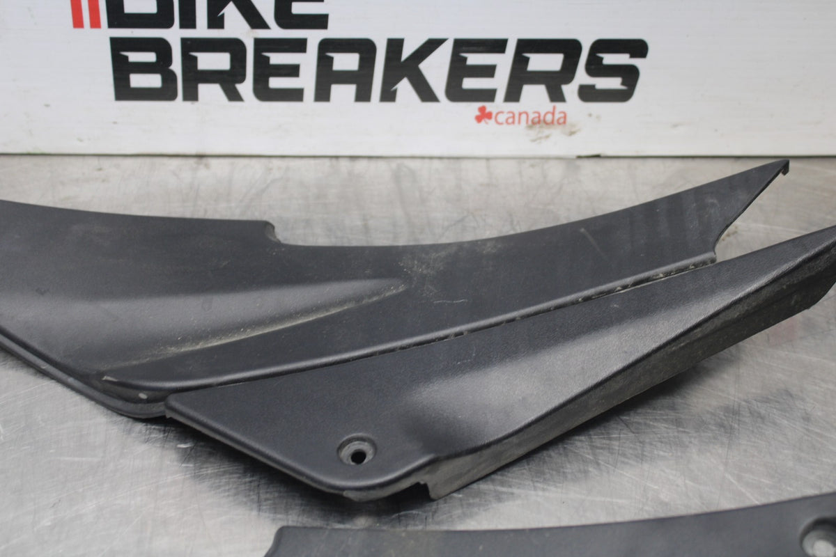 05-06 KAWASAKI NINJA ZX6R RIGHT LEFT GAS FUEL TANK PANELS COVERS TRIM COWL BB877