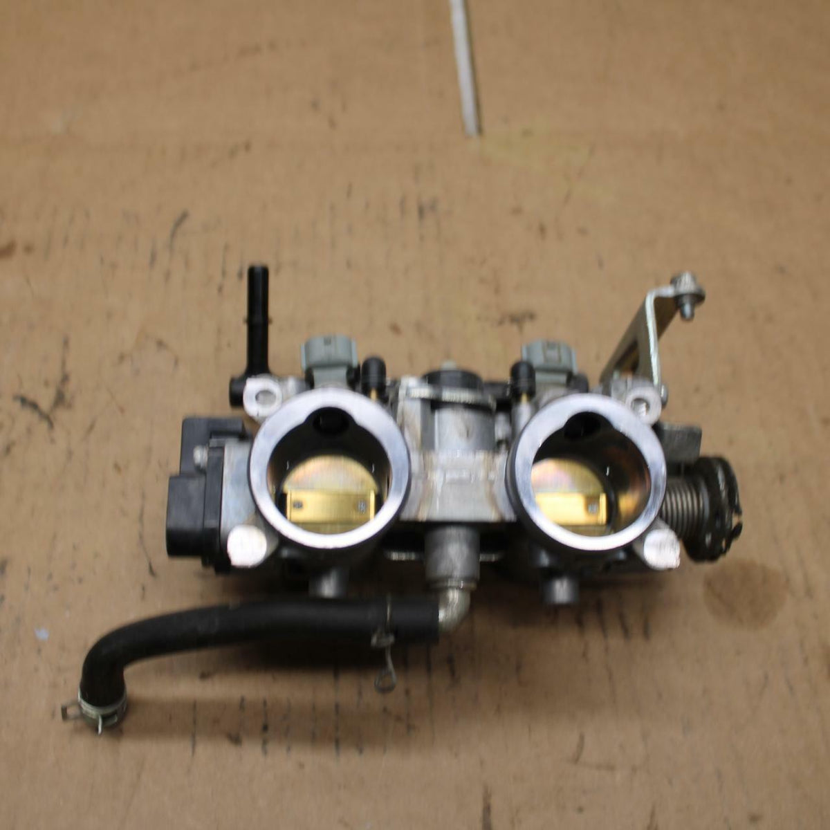 15-17 YAMAHA YZF R3 CARBS CARBURETORS BB380