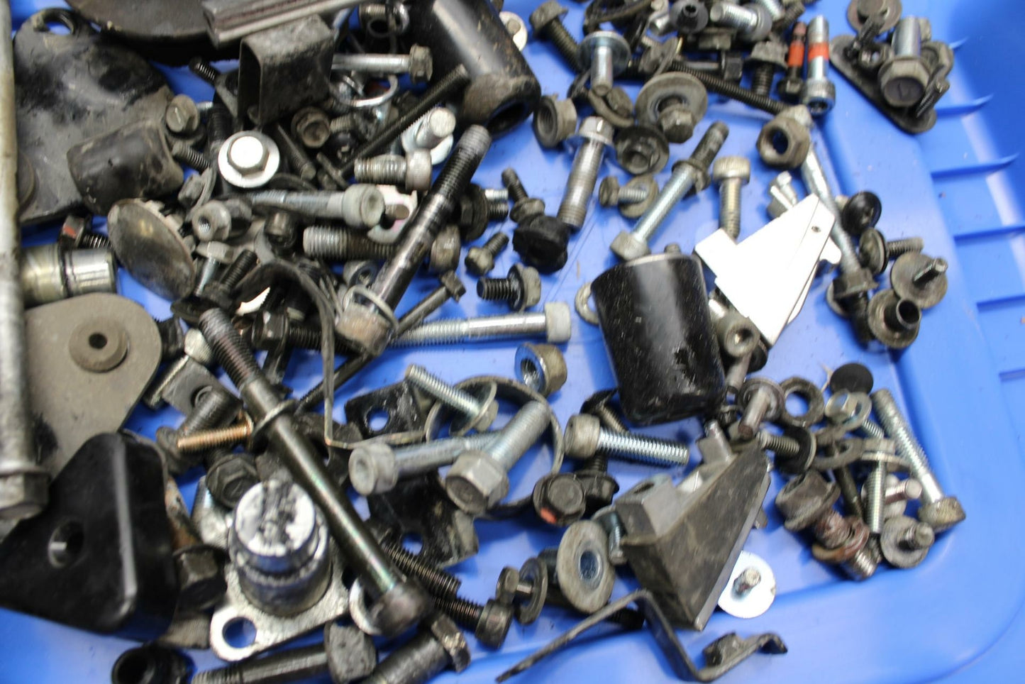 86-06 KAWASAKI CONCOURS 1000 ZG1000A ENGINE MOUNTING BOLTS HARDWARE MOTOR  BB292