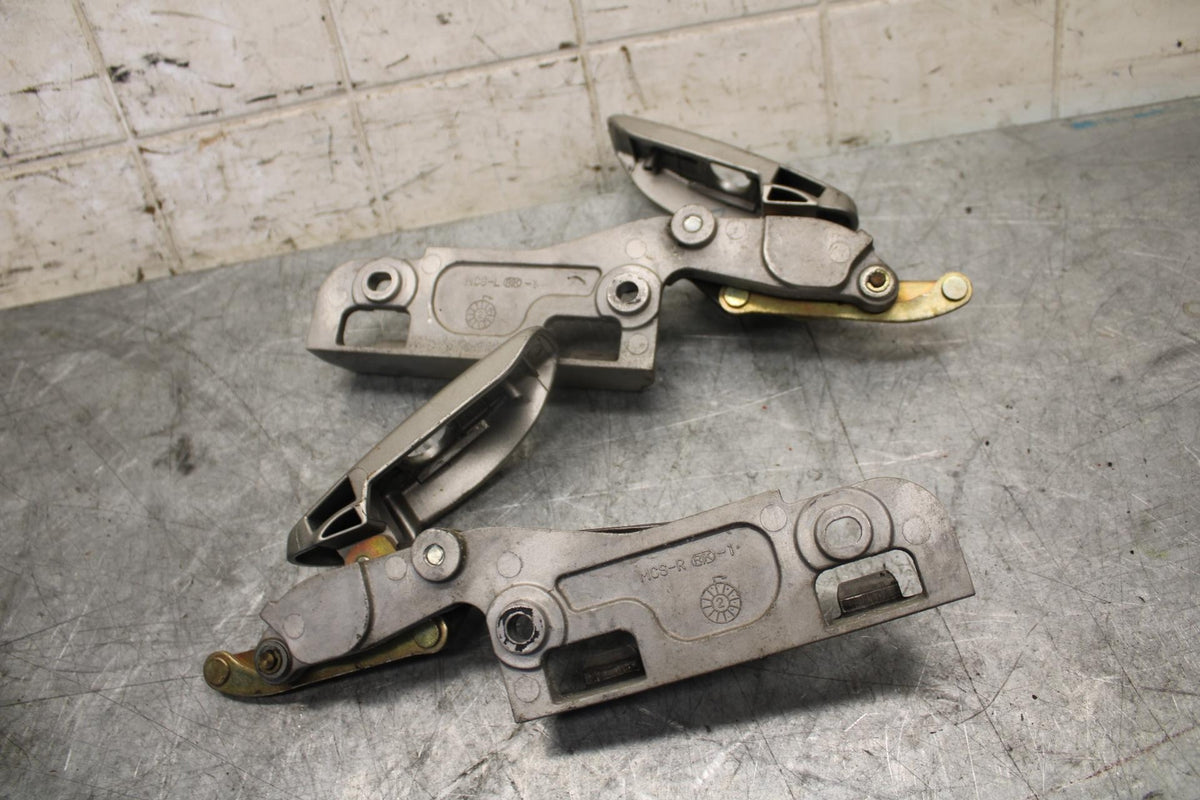 2004 Honda ST1300  LATCH LEVER ASSEMBLY BB49