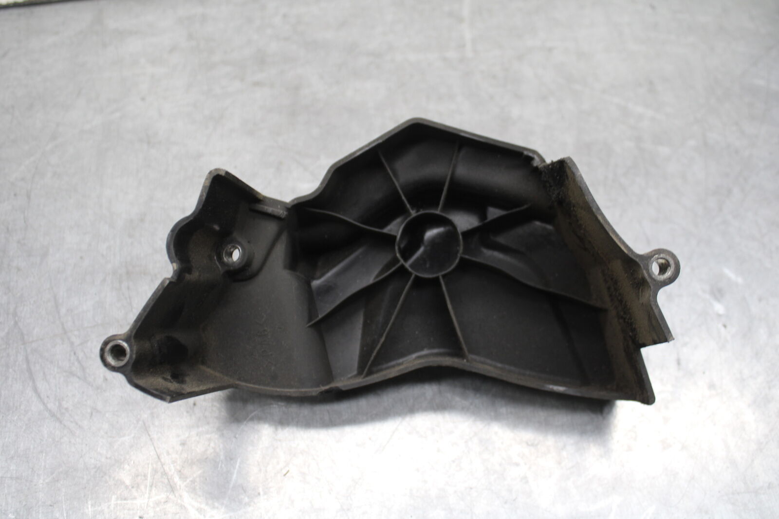 07-08 YAMAHA YZF R1 ENGINE SPROCKET COVER BB724
