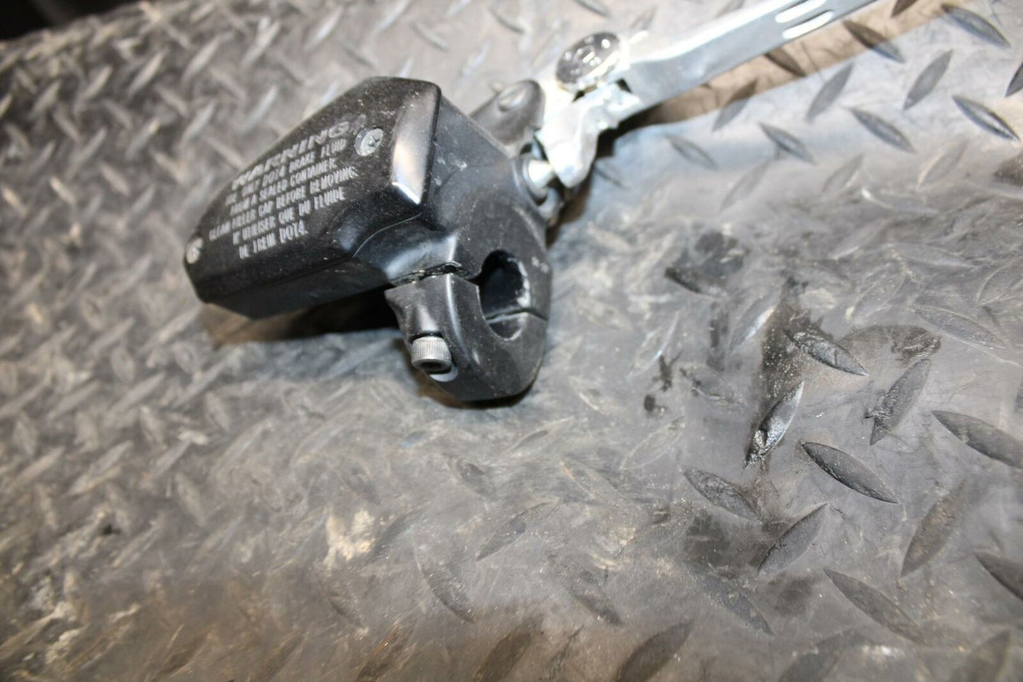 12-17 KAWASAKI NINJA 650 FRONT BRAKE MASTER CYLINDER w/ LEVER BB211