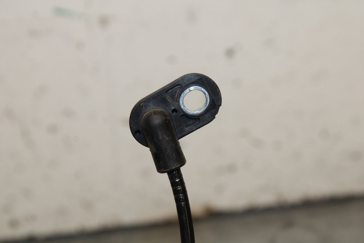 22-24 YAMAHA XSR900 REAR ABS BRAKE SENSOR BB710