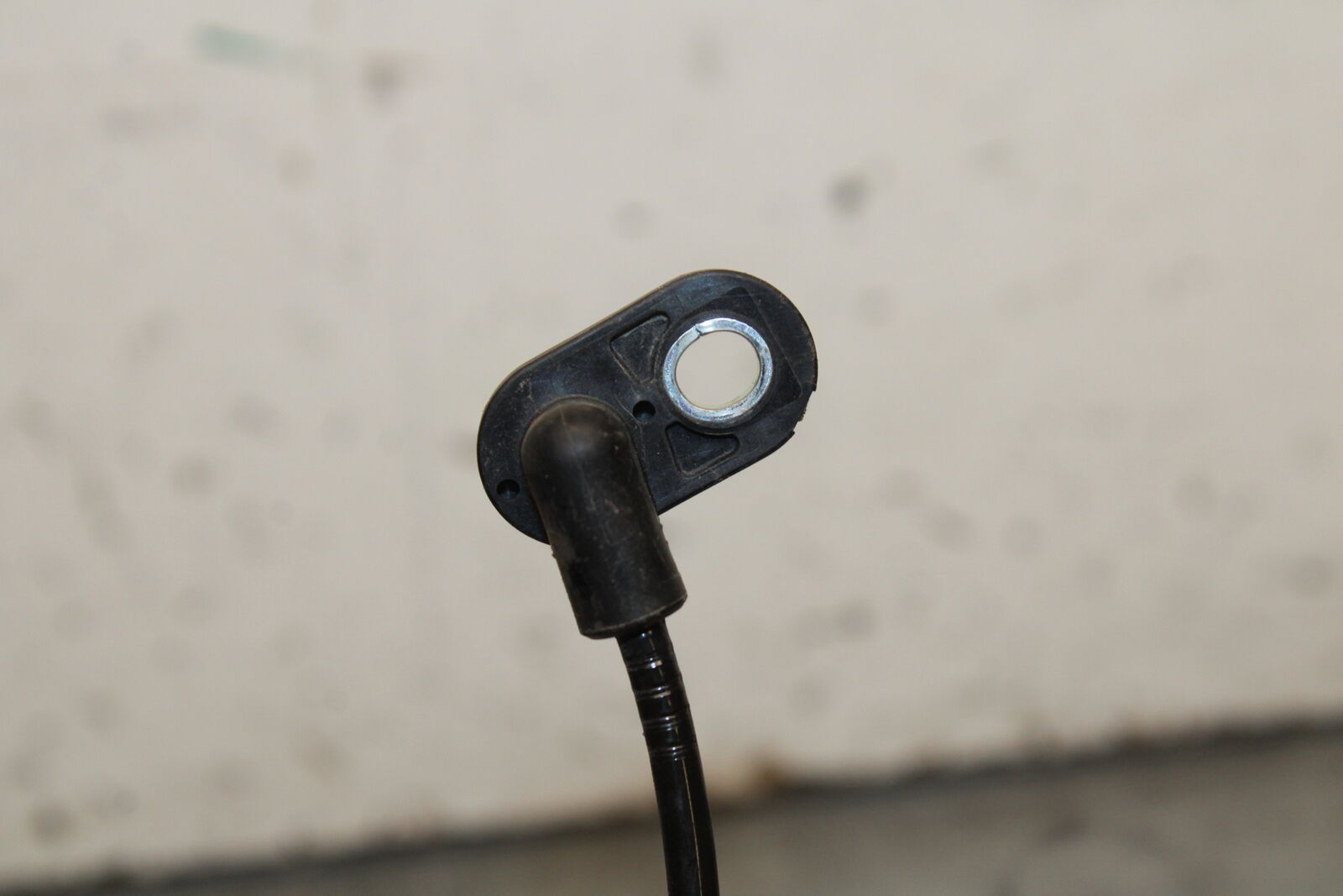 22-24 YAMAHA XSR900 REAR ABS BRAKE SENSOR BB710