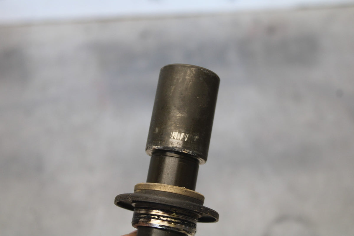 03-04 YAMAHA YZF R6 FRONT WHEEL RIM AXLE PIVOT BOLT BB890
