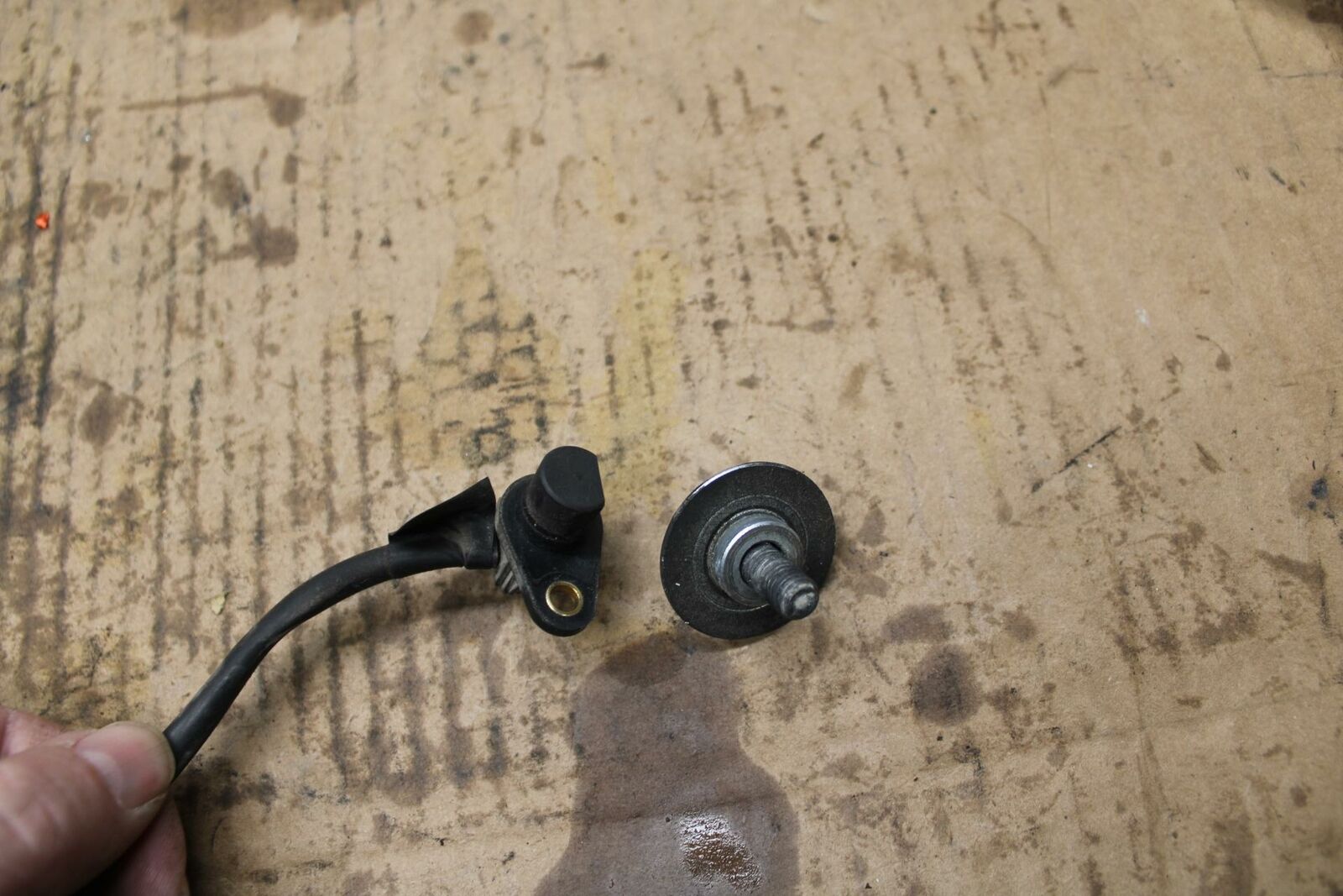 09-11 SUZUKI GSXR1000 SPEED SPEEDOMETER SENSOR BB205 B
