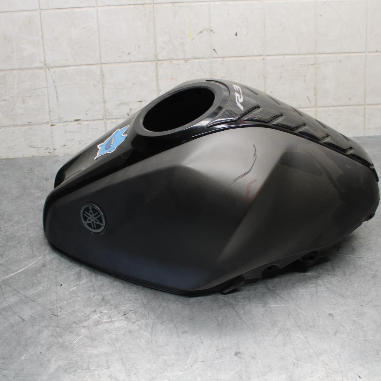 2015 Yamaha YZF R3 GAS TANK FUEL CELL COVER FAIRING COWL 1WD-F4129-00-P1 BB526