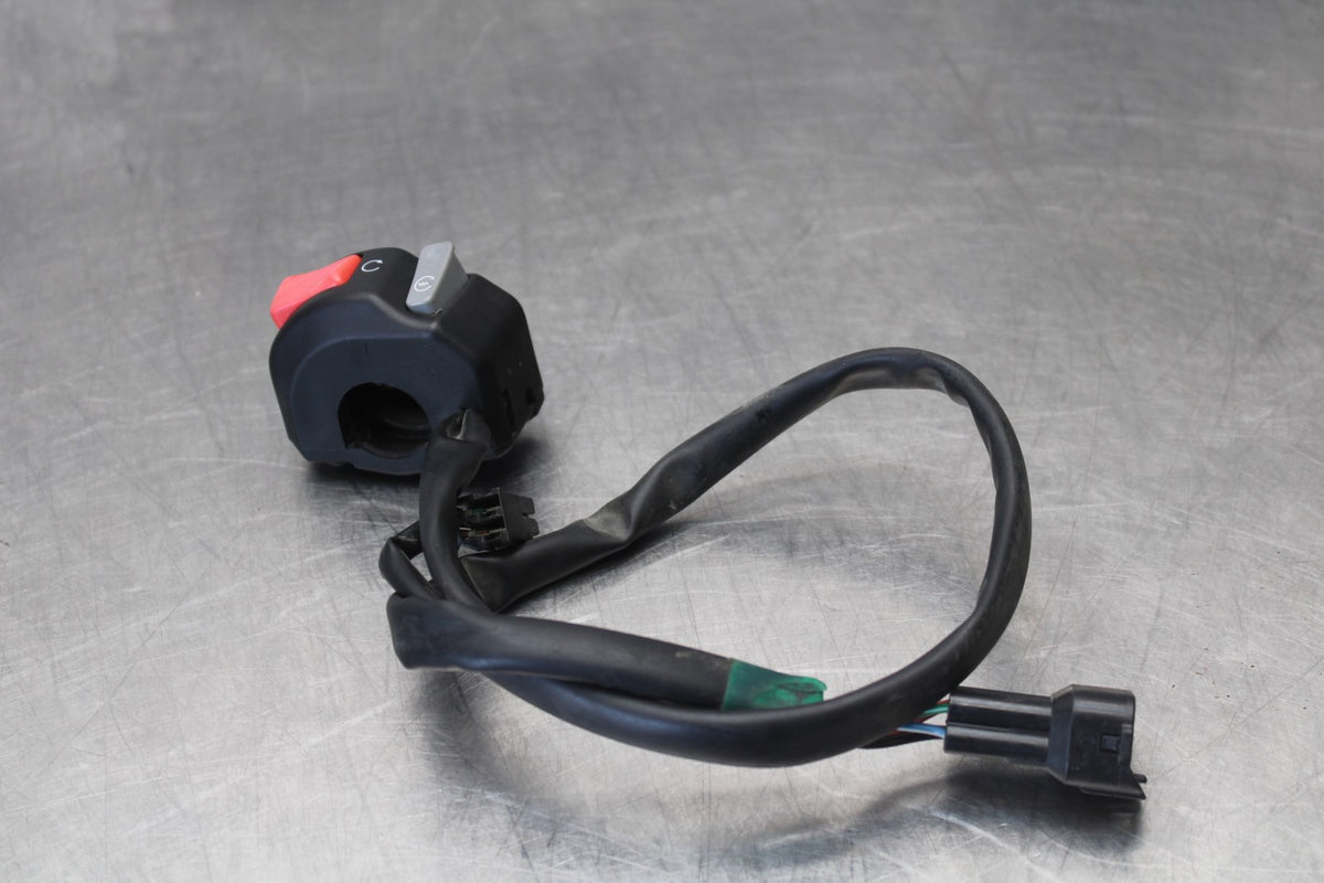 13-18 KAWASAKI NINJA ZX6R RIGHT CLIP ON HANDLE KILL OFF START SWITCHES BB908