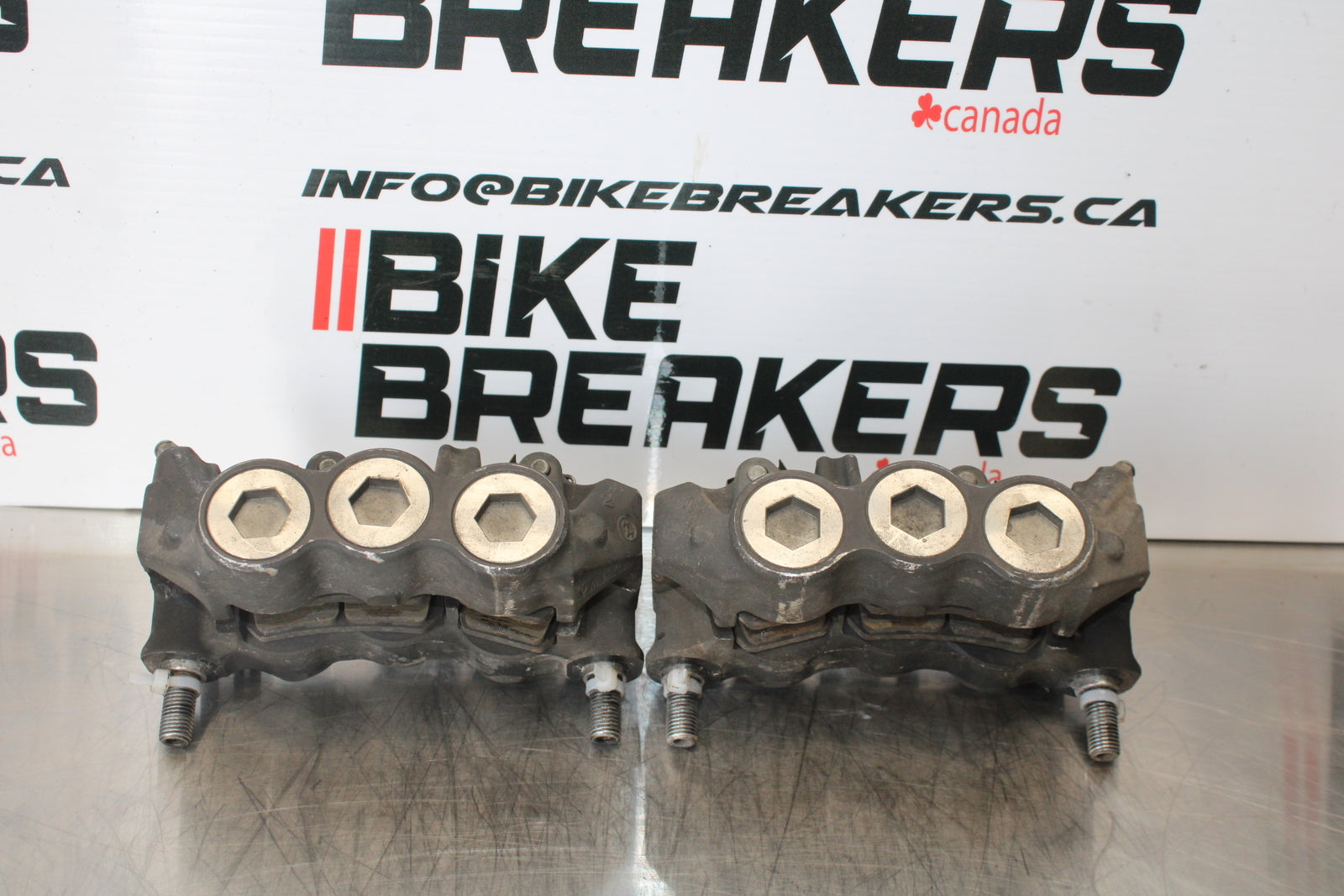 07-08 YAMAHA YZF R1 RIGHT LEFT FRONT BRAKE CALIPER SET PAIR CALIPERS BB160