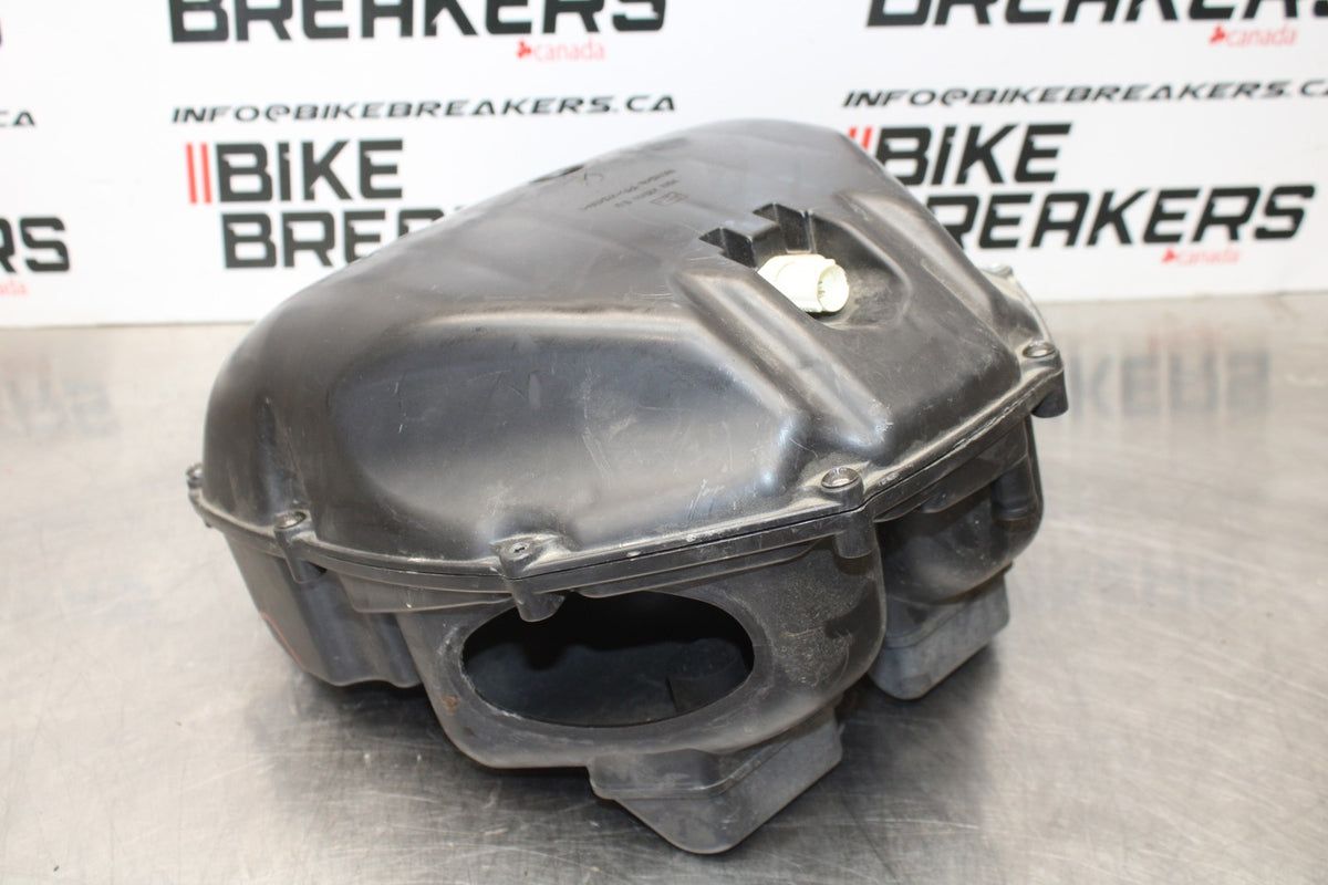 01-06 HONDA CBR600F4I AIRBOX AIR INTAKE FILTER BOX BB185