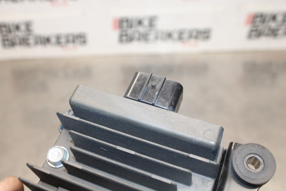 23 KAWASAKI Z900RS RECTIFIER VOLTAGE REGULATOR BB935
