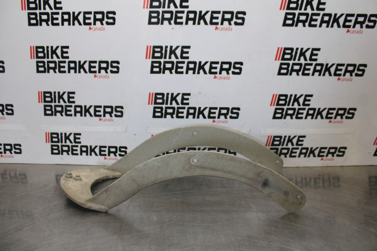 08 KAWASAKI VULCAN 1600 VN1600D NOMAD REAR BACK HITCH MOUNT BRACKET BB904