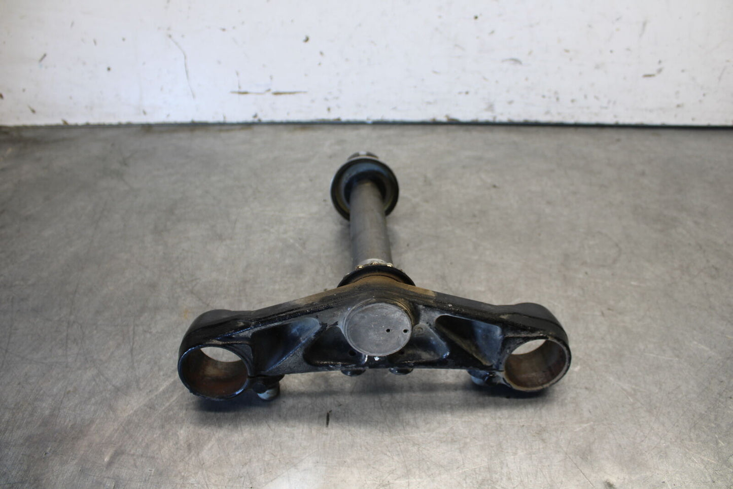 09-15 YAMAHA FZ6R FRONT FORKS CLAMP LOWER TRIPLE TREE STEM BB686