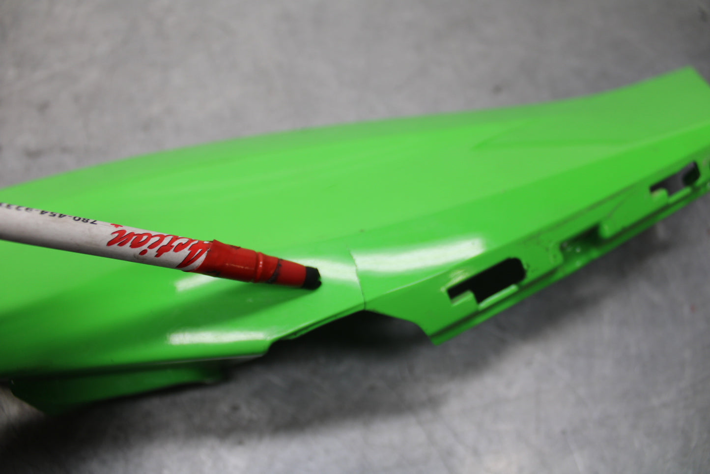 16 KAWASAKI NINJA ZX10R RIGHT REAR BACK TAIL FAIRING COWL 36001-0641-51B  BB650