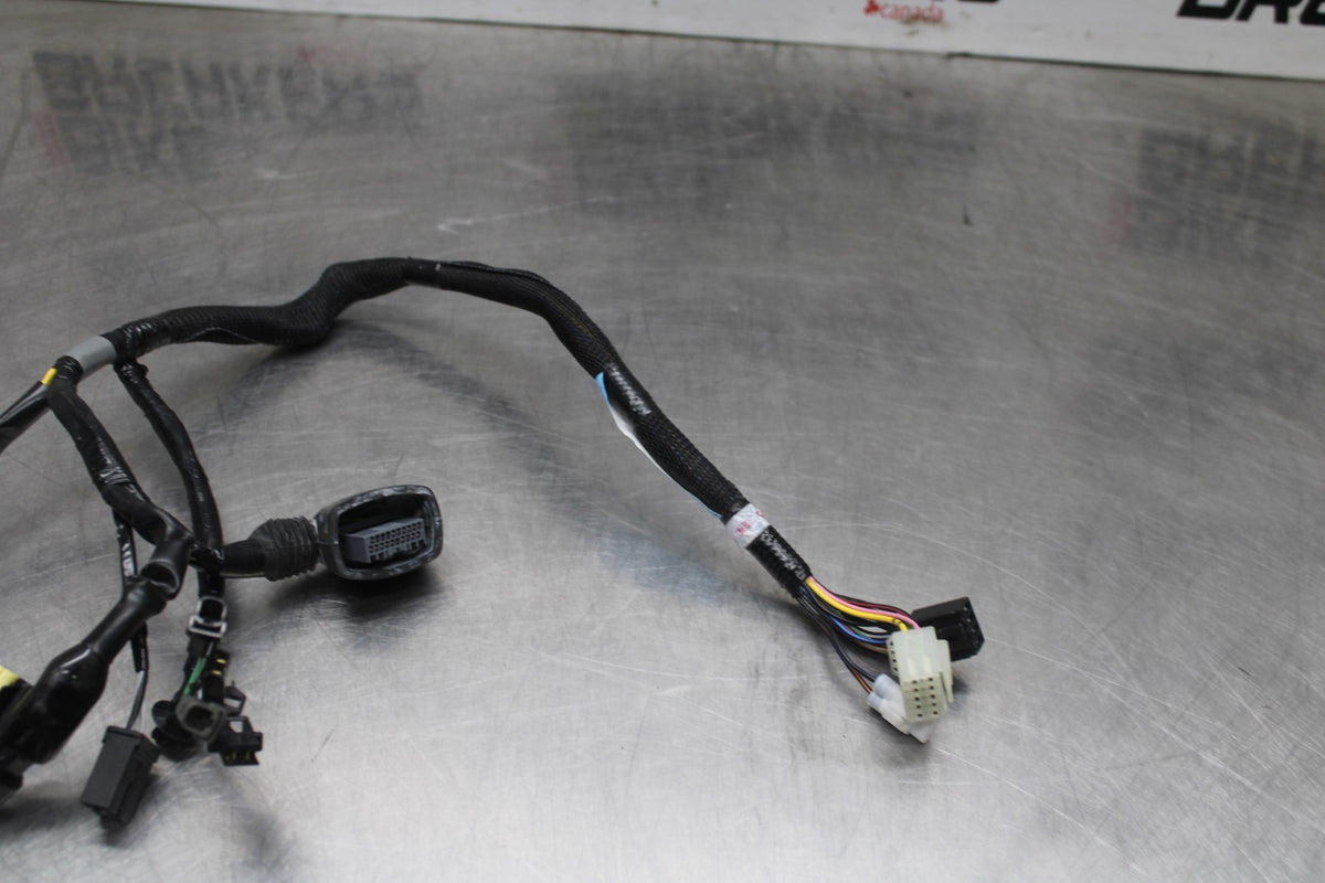 15-26 SUZUKI GSXR600 HEADLIGHT SPEEDO GAUGES WIRING HARNESS WIRE LOOM BB888