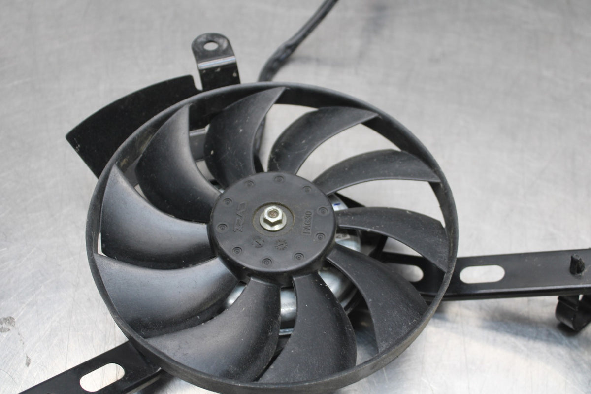14-17 YAMAHA FZ07 ENGINE RADIATOR COOLING FAN BB766