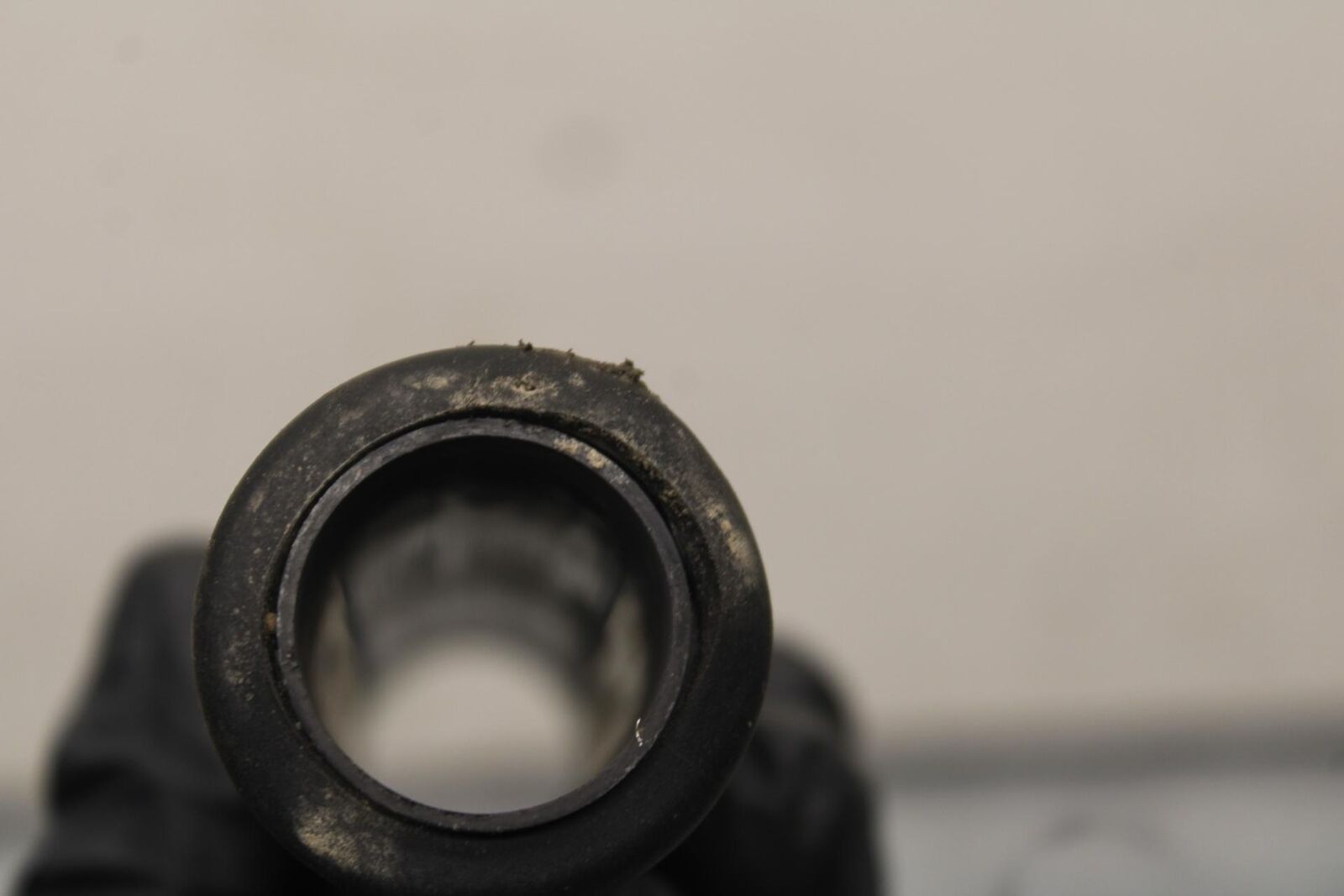 2011 Suzuki GSXR600 RIGHT THROTTLE GRIP BB605