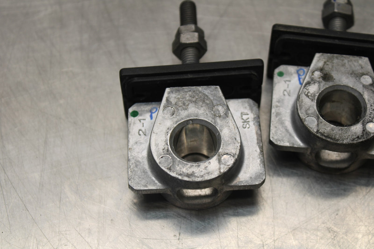 24-25 KAWASAKI ELIMINATOR 450 SWINGARM CHAIN TENSIONER ADJUSTMENT BRACKETS BB869