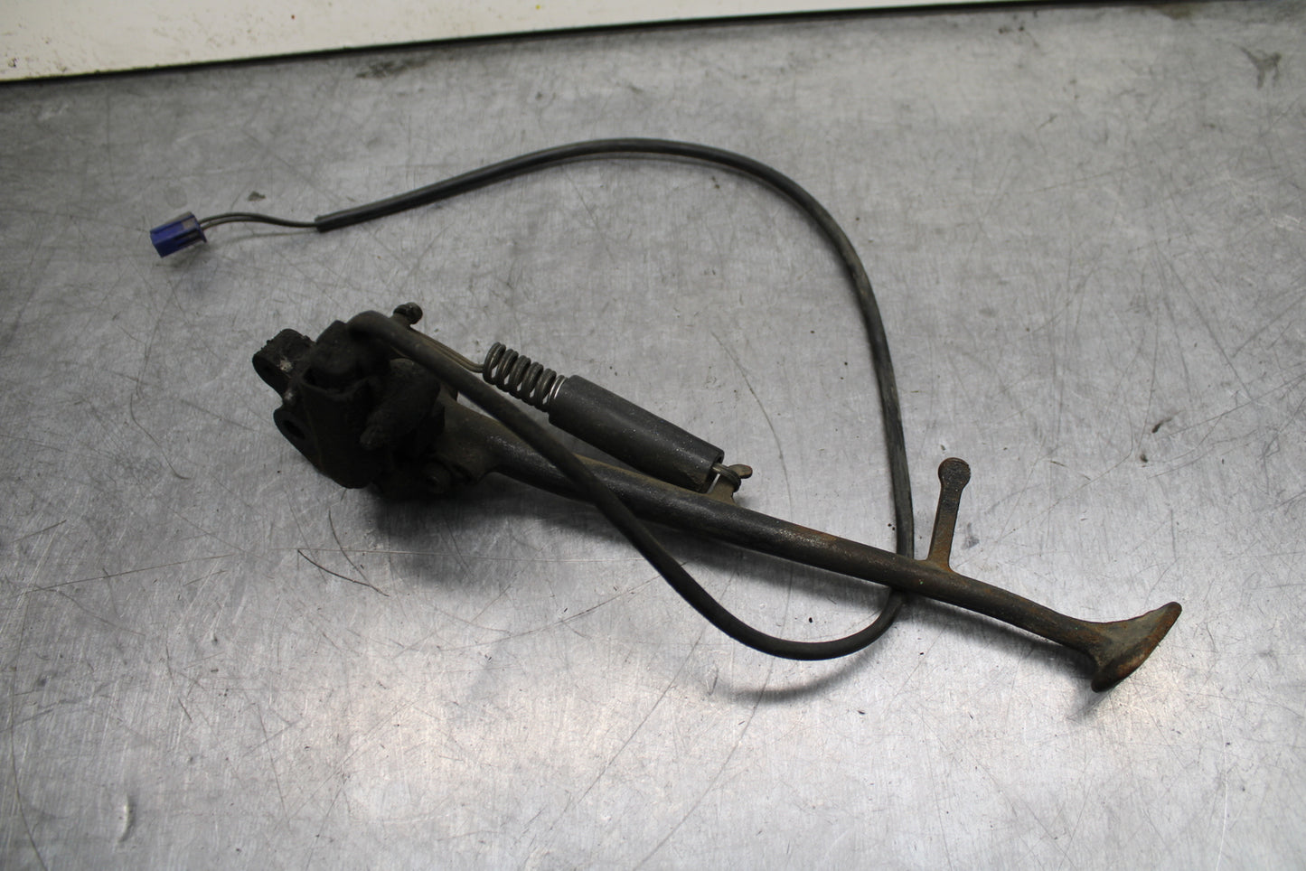 03-05 YAMAHA YZF R6  KICKSTAND SIDE KICK STAND BB751