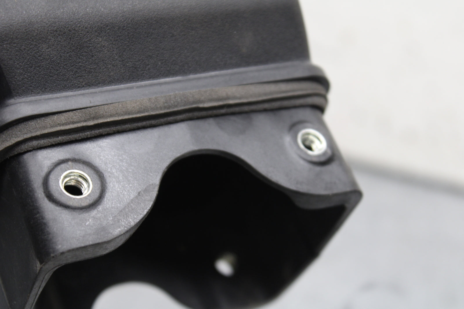 16 KAWASAKI NINJA ZX10R RAM AIR INTAKE TUBE DUCT 39045-0041 BB650