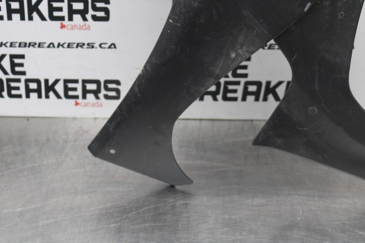 20-24 YAMAHA YZF R1 LEFT MID UPPER SIDE FAIRING COWL PLASTIC BB173