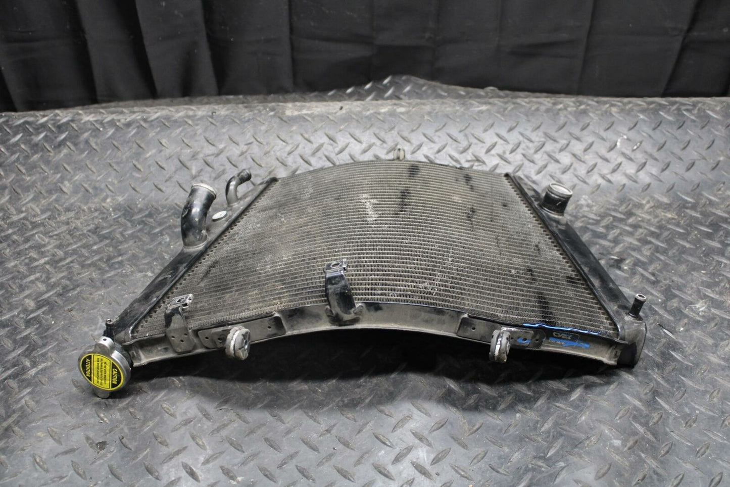 08-09 SUZUKI GSXR600  RADIATOR MOTOR COOLER COOLING RADIATER 17710-01H10  BB226