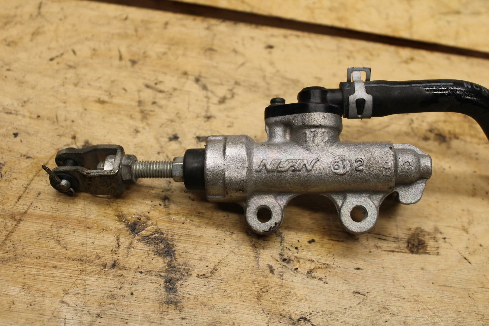 07-12 SUZUKI BANDIT 650S REAR BACK BRAKE MASTER CYLINDER W RESERVOIR BB328