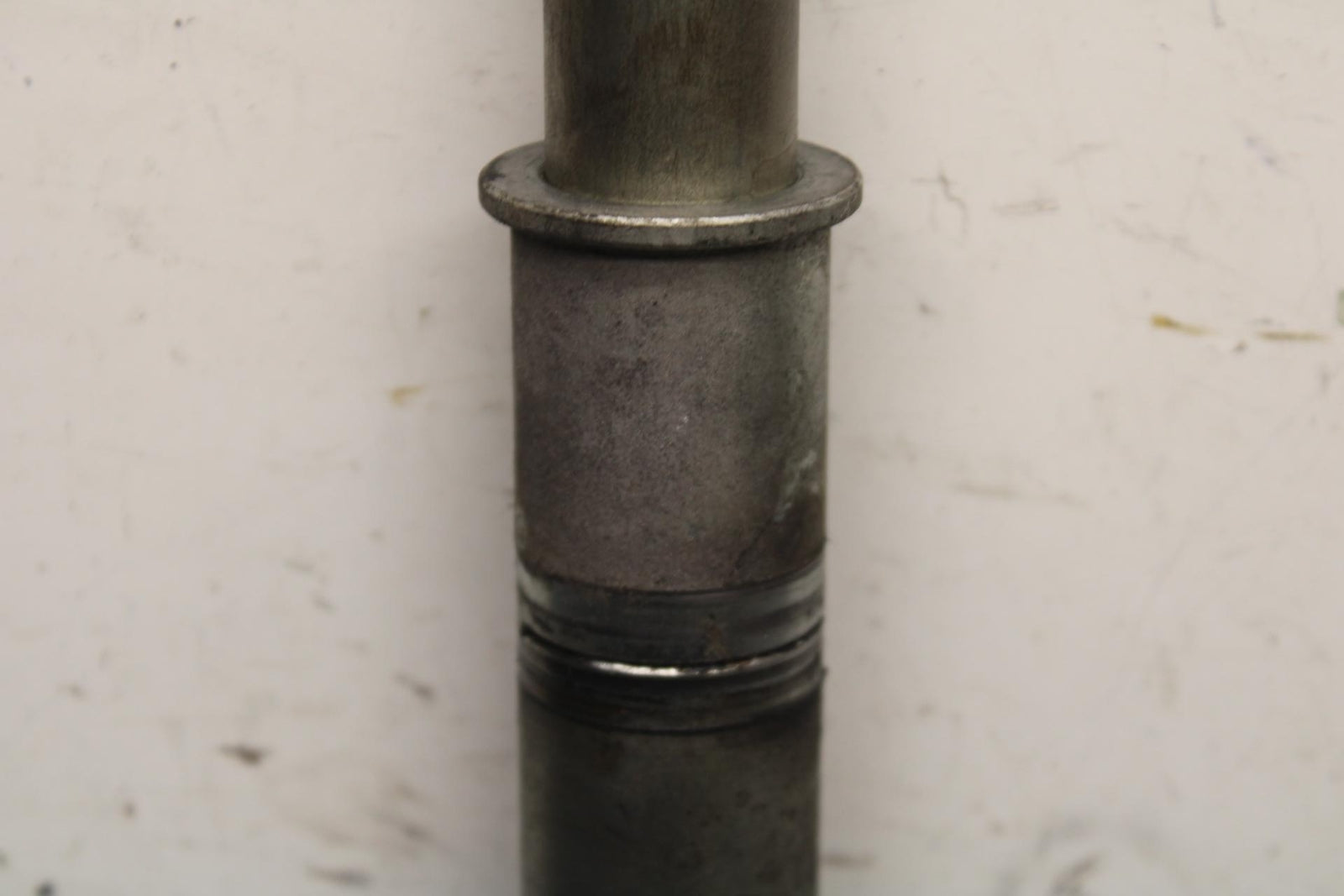 03-08 KAWASAKI VULCAN 1600 FRONT WHEEL RIM AXLE PIVOT BOLT BB616