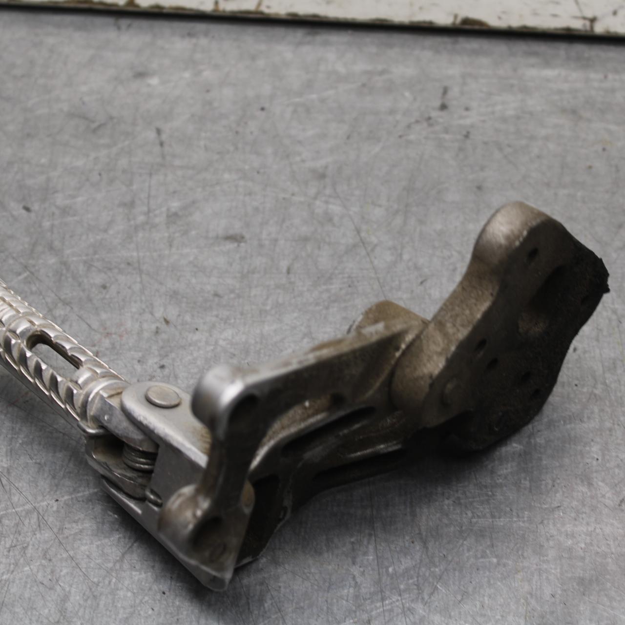 06-07 SUZUKI GSXR750 LEFT REARSET REAR SET DRIVER FOOT PEG REST STOP BB645