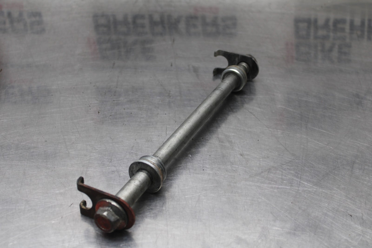 13-15 HONDA CBR500R REAR AXLE BACK WHEEL RIM PIVOT BOLT AXEL BB834