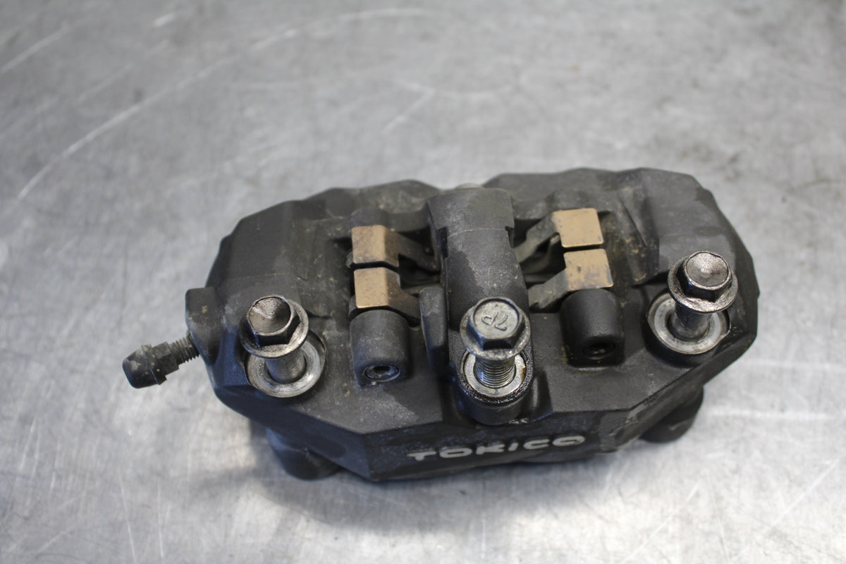 06-07 SUZUKI GSXR 600 RIGHT LEFT FRONT BRAKE CALIPER SET PAIR CALIPERS BB694