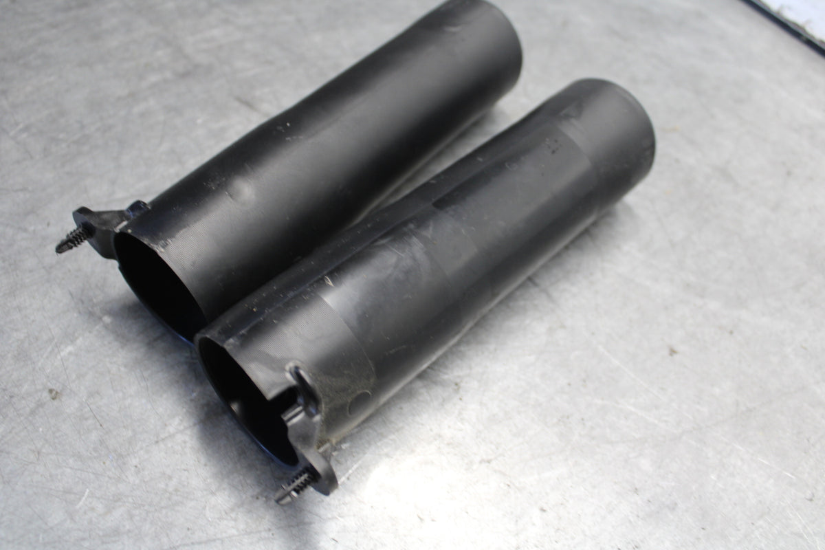 18-24 YAMAHA MT-07 FRONT FORK GUARDS SET PAIR BB662