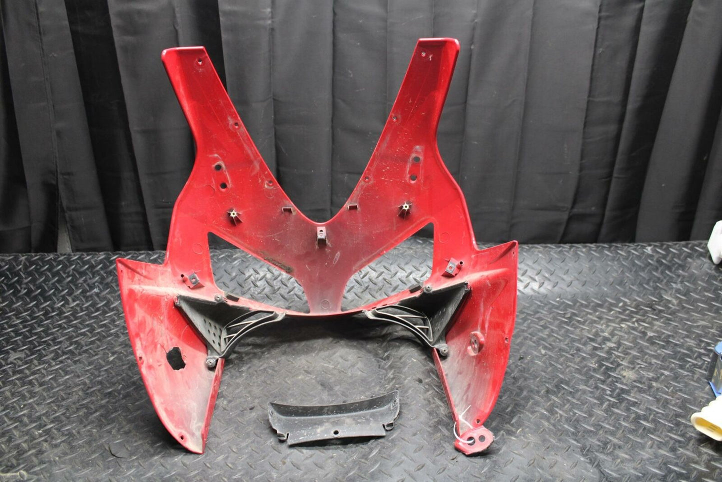 03-04 HONDA CBR600RR FRONT UPPER NOSE FAIRING COWL SHROUD BB200