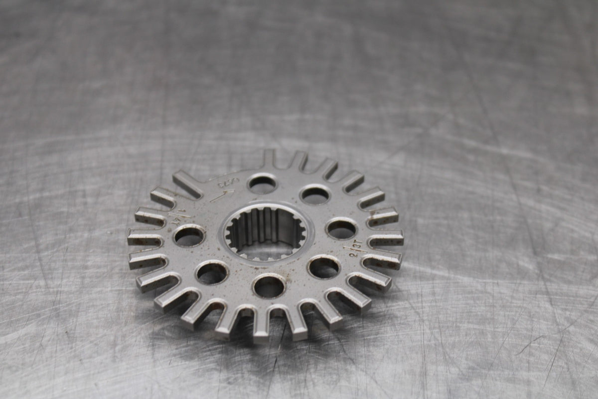 25 KAWASAKI Z900 ENGINE MOTOR TIMING GEAR BB928