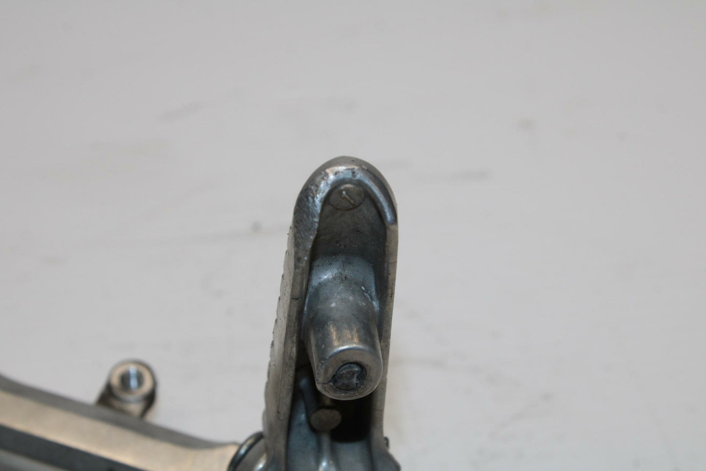04-05 HONDA CBR1000RR LEFT REARSET REAR SET DRIVER FOOT PEG REST STOP BB242