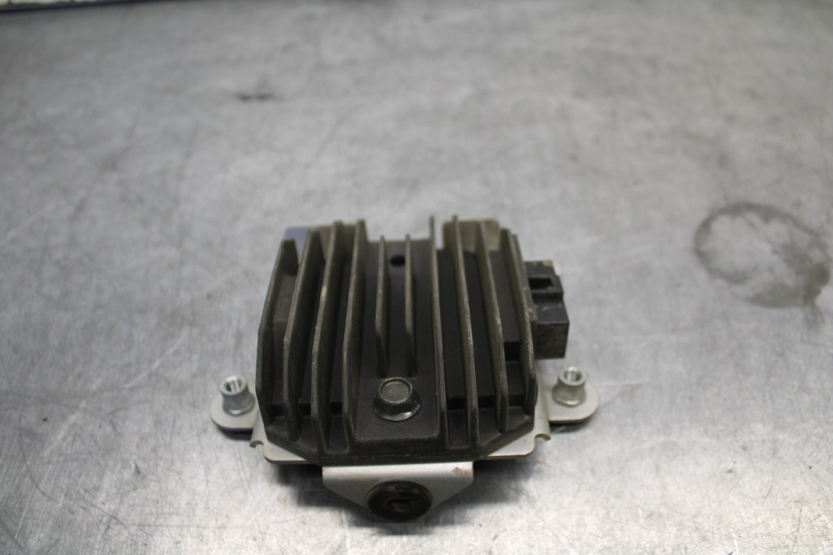 07-09 YAMAHA FZ6 RECTIFIER VOLTAGE REGULATOR BB713