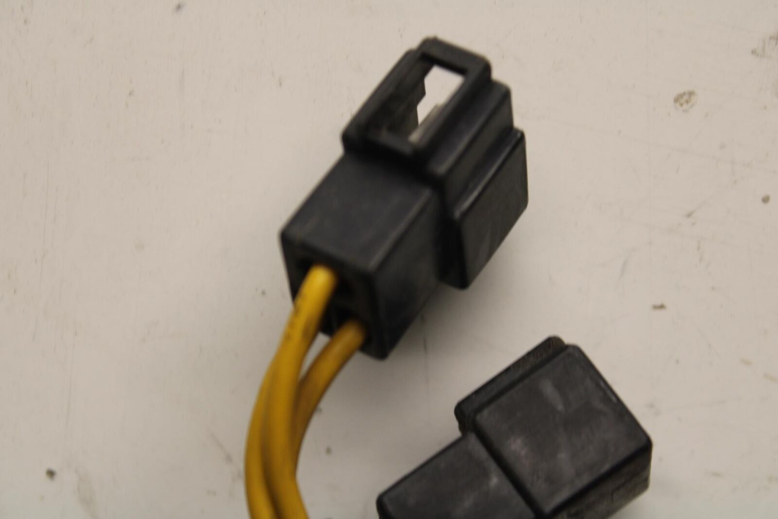 08-11 TRIUMPH SPEED TRIPLE RECTIFIER VOLTAGE REGULATOR BB102
