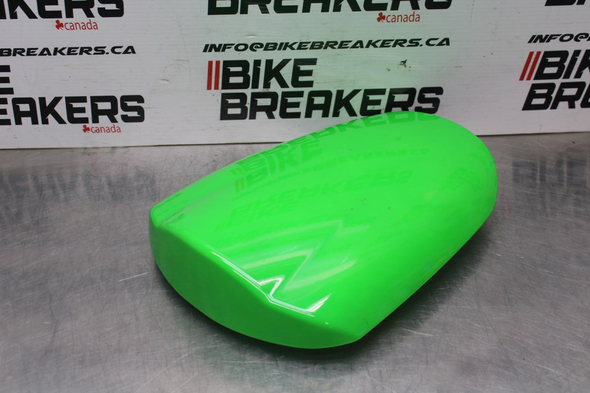 99 KAWASAKI NINJA ZX9R AFTERMARKET REAR BACK SEAT SOLO COWL FAIRING COVER BB05