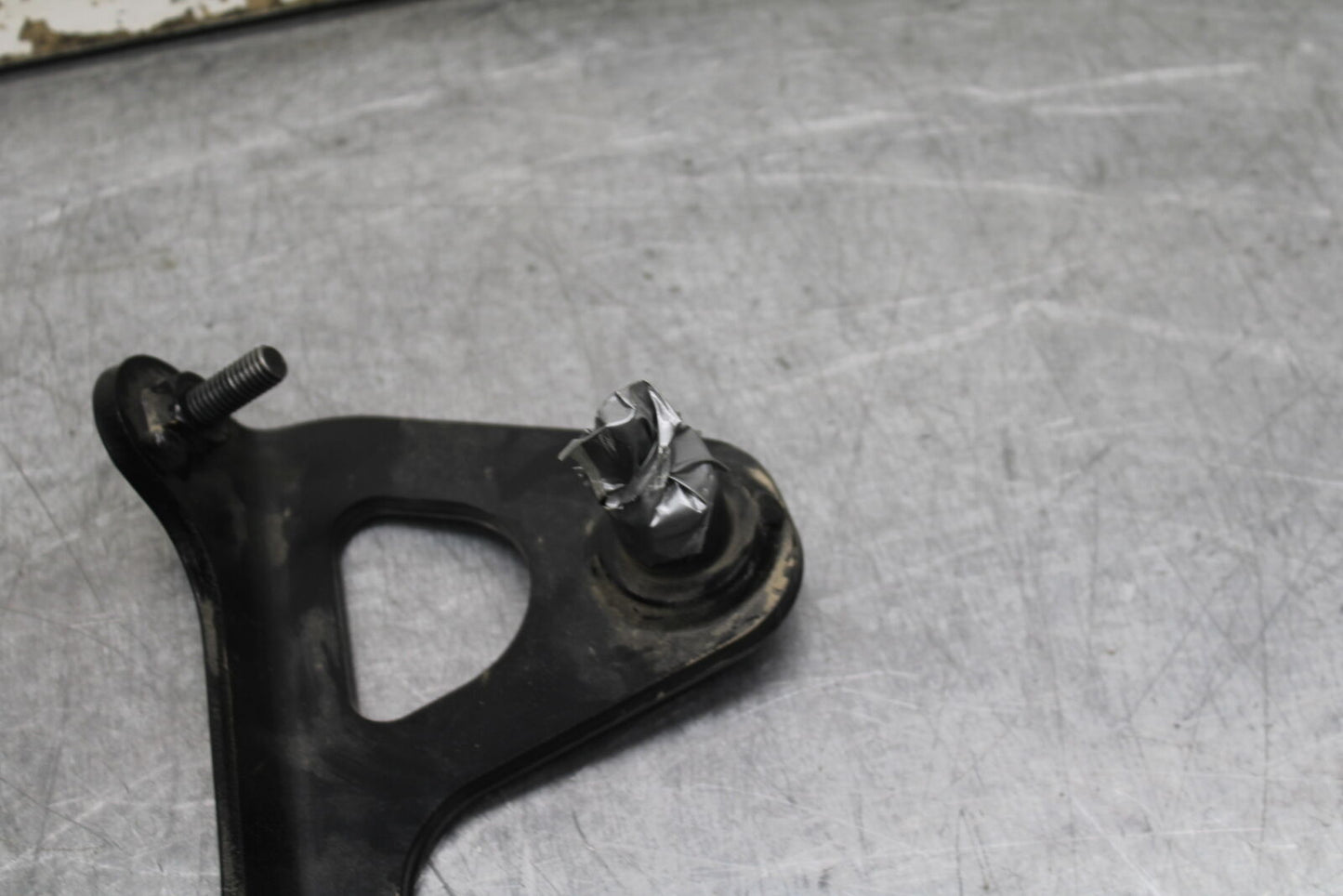 14 HONDA CTX1300A SADDLEBAG CASE MOUNTING BRACKET MOUNT BB732