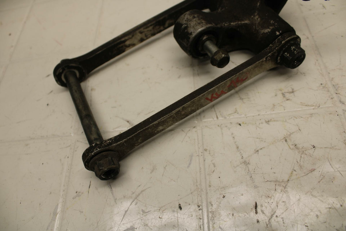 04-05 SUZUKI GSXR750 REAR DOGBONE SHOCK LINKAGE LINK 62600-35880 BB11