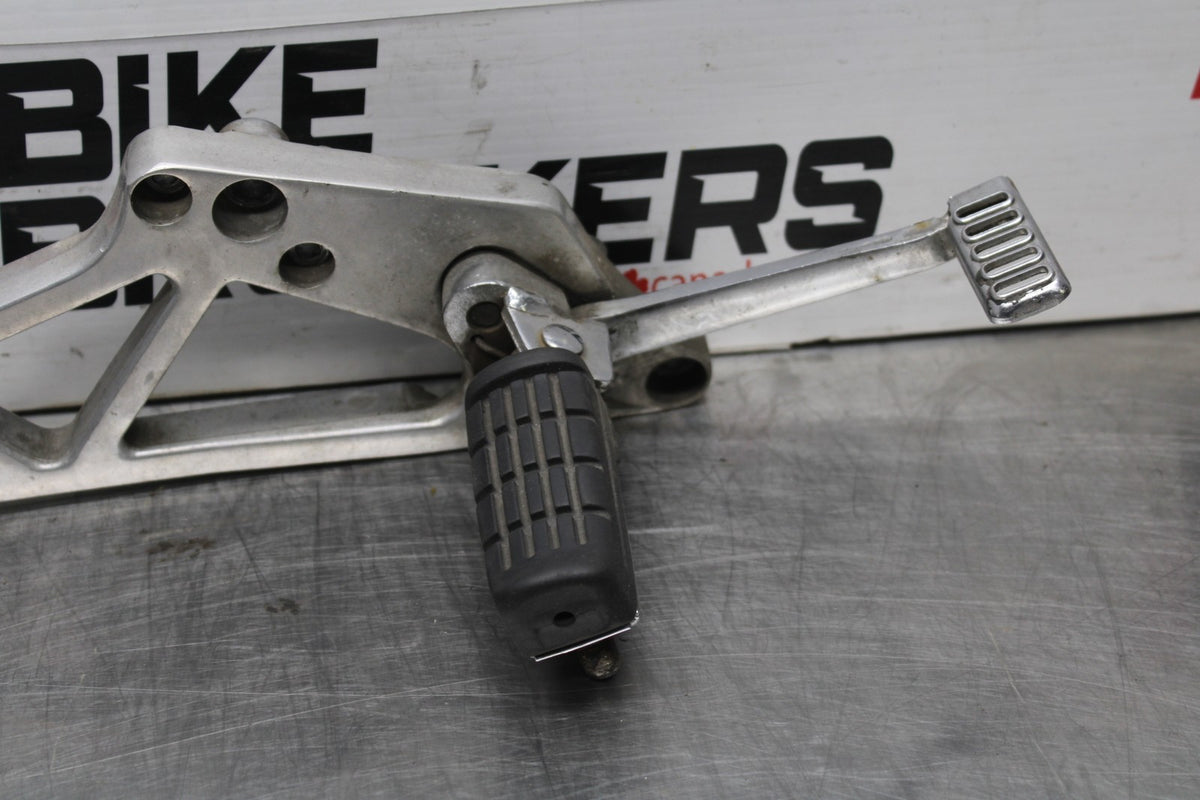 84 HONDA INTERCEPTOR 1000 VF1000F RIGHT REARSET REAR SET DRIVER FOOT PEG BB878