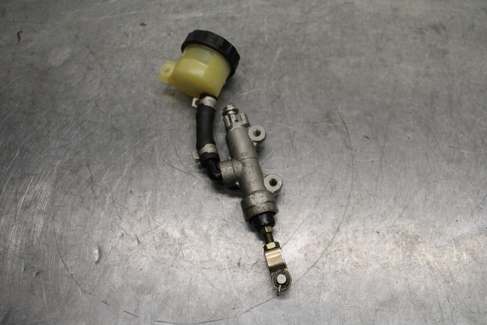 03-08 KAWASAKI VULCAN 1600 REAR BACK BRAKE MASTER CYLINDER W RESERVOIR BB123