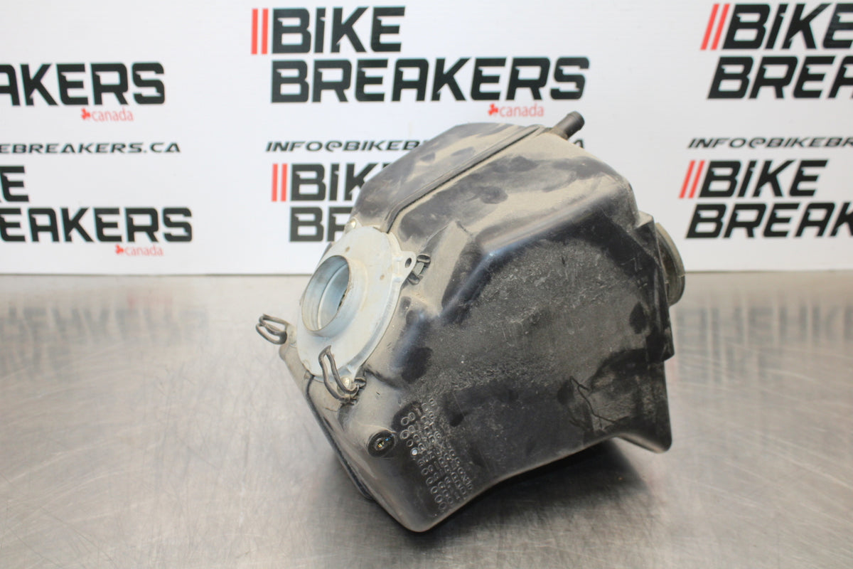 04-09 SUZUKI GS500F AIRBOX AIR INTAKE FILTER BOX BB165