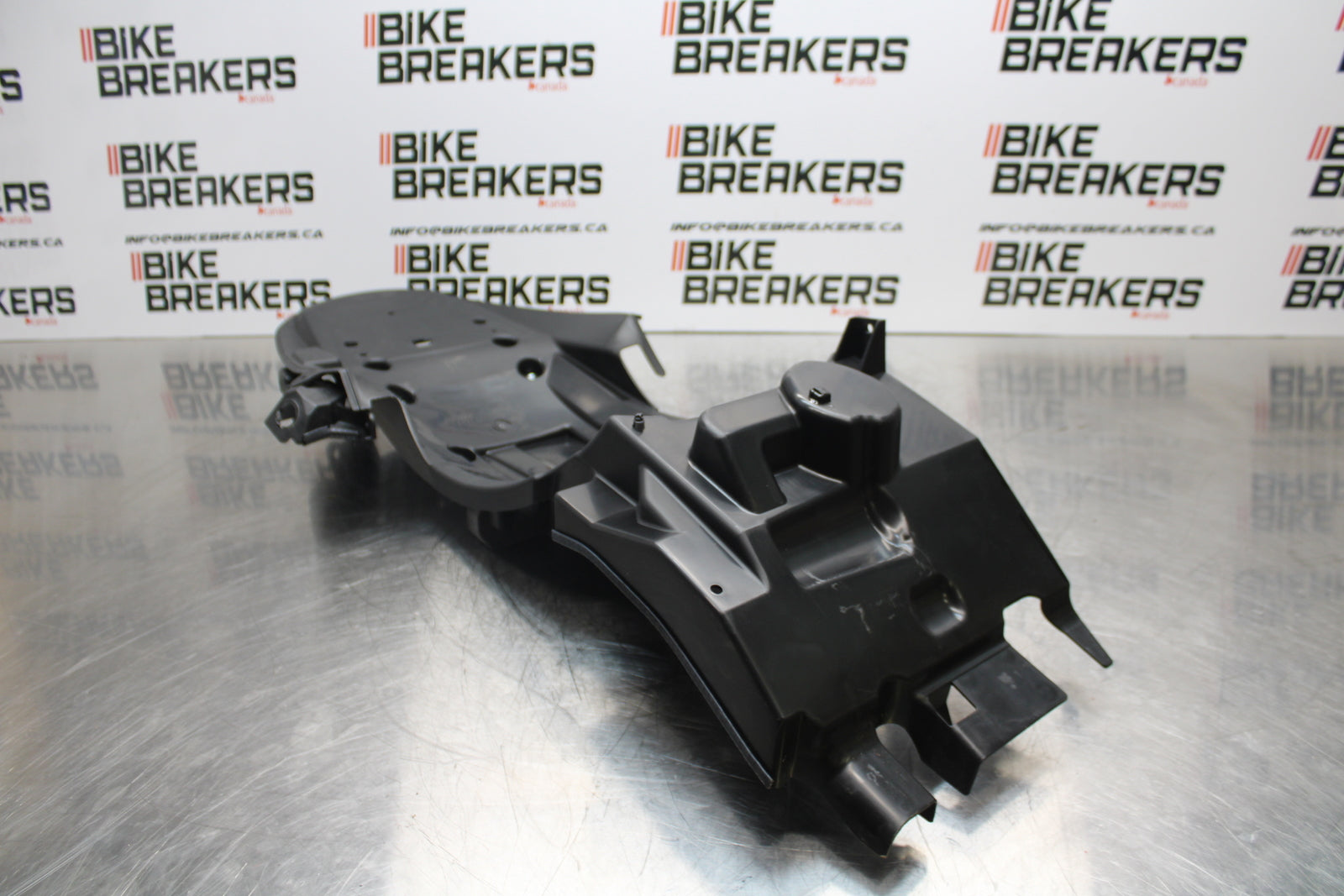 23-24 KAWASAKI NINJA ZX14R NEW!! REAR BACK TAIL UNDERTAIL FAIRING FENDER BB153