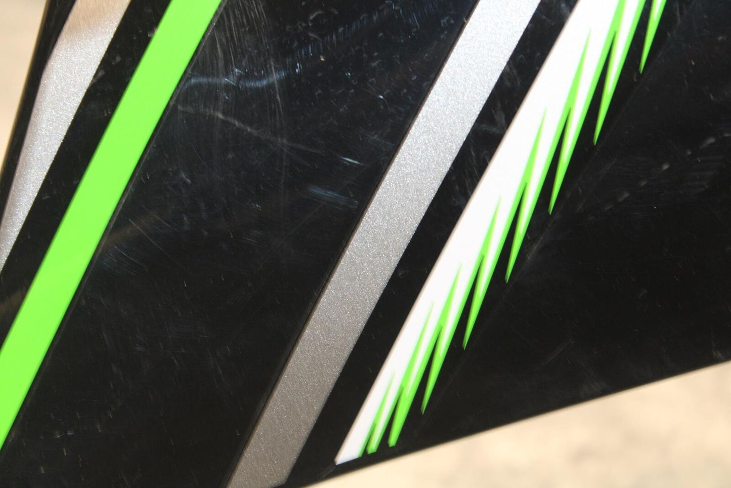 2016 Kawasaki Ninja ZX10R ZX1000 ABS KRT Edition LEFT GAS TANK FUEL PANEL BB86