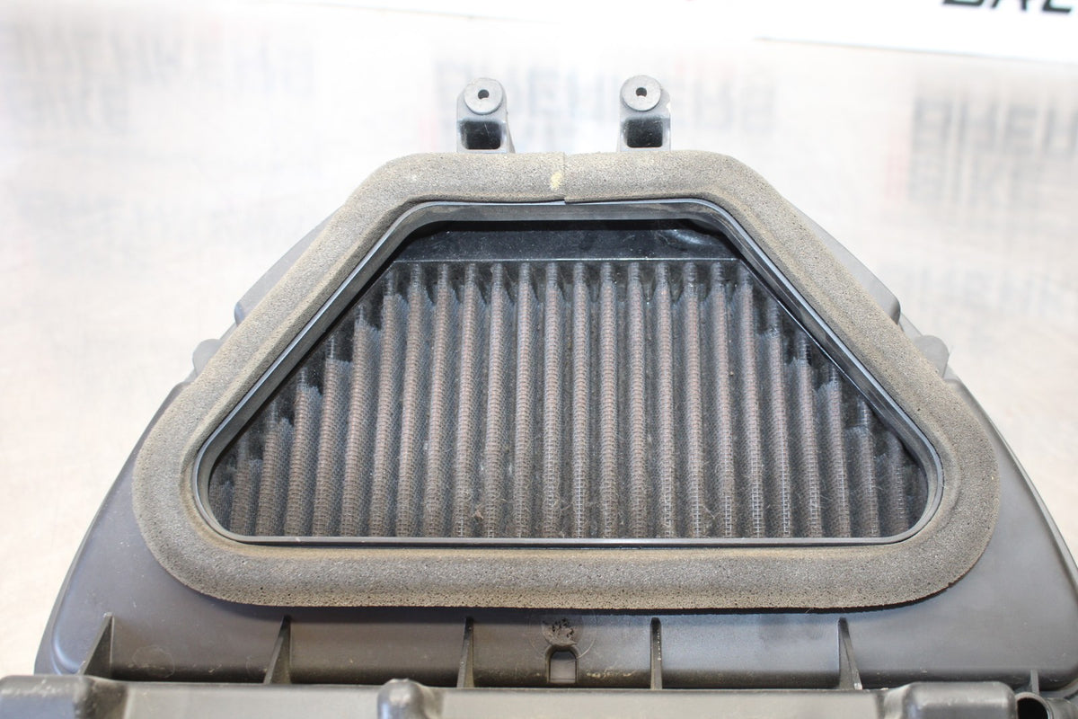 04-05 YAMAHA YZF R1 AIRBOX AIR INTAKE FILTER BOX BB173